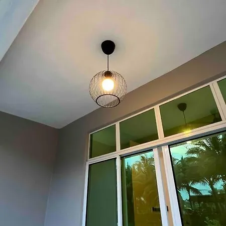 Majestic Homestay - Pasir Puteh Exterior photo
