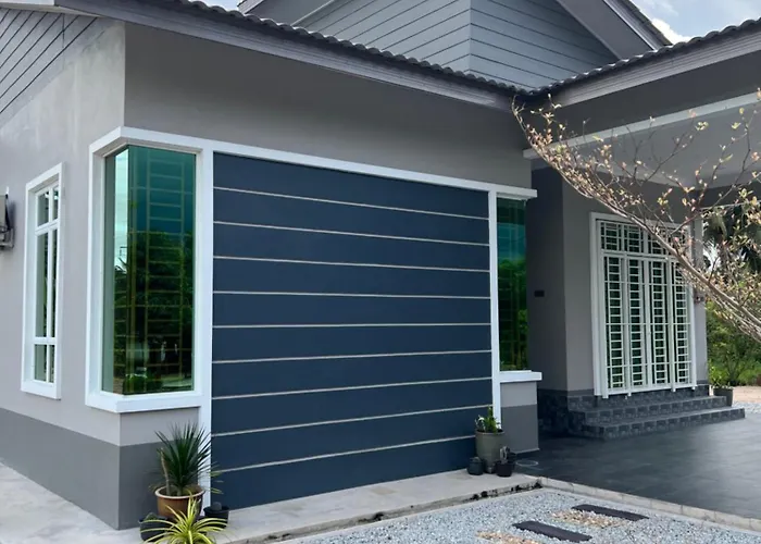 Majestic Homestay - Pasir Puteh