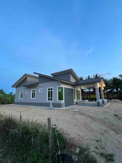 Majestic - Holiday home Pasir Puteh